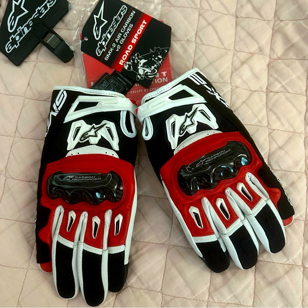 NWT NEW Alpinestars Black and Red SMX-2 Air Carbon V2 Gloves XL
